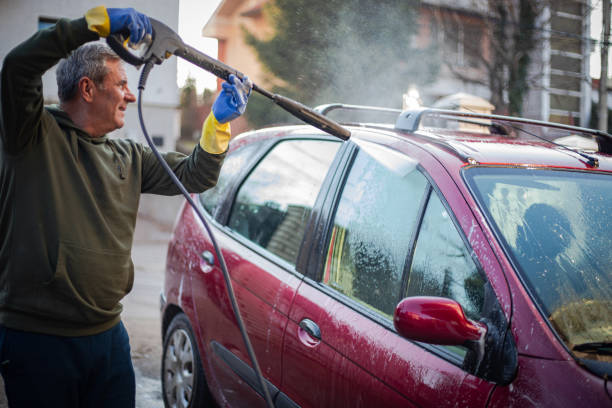 Best Roof Pressure Washing  in Montalvin Manor, CA